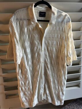 Men’s Abercrombie and Fitch Knit Short Sleeve Button Up